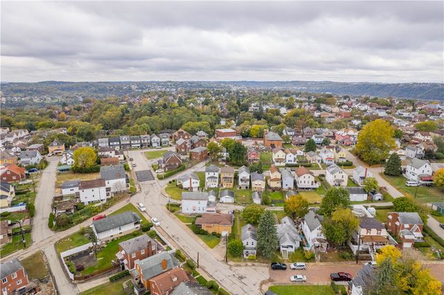 1816 Wesley, Mckeesport, PA 15132
