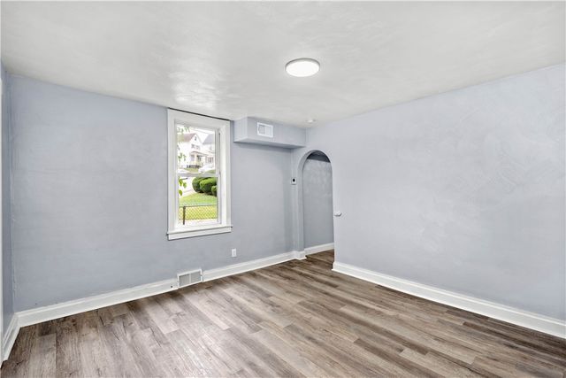 1816 Wesley, Mckeesport, PA 15132