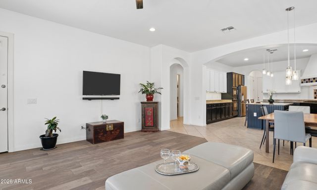 2341 W BRAMBLE BERRY Lane, Phoenix, AZ 85085