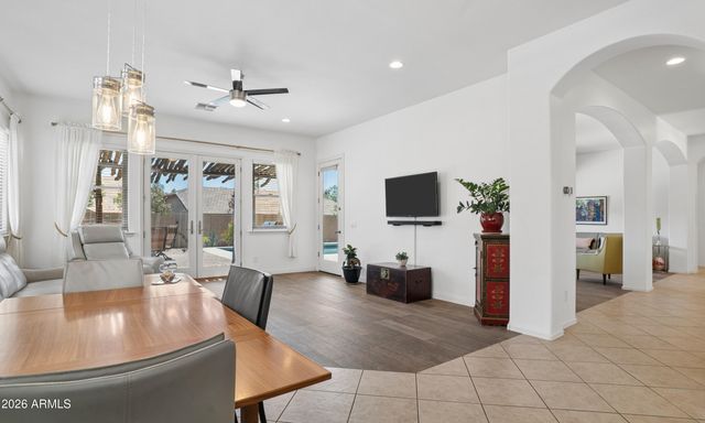 2341 W BRAMBLE BERRY Lane, Phoenix, AZ 85085
