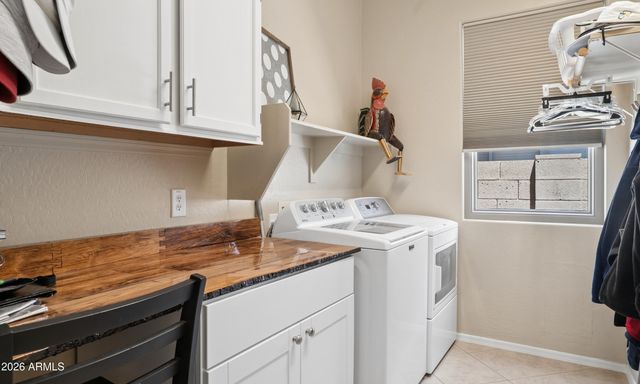 2341 W BRAMBLE BERRY Lane, Phoenix, AZ 85085