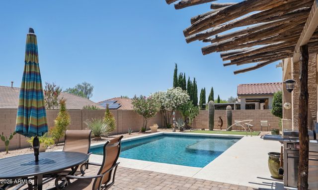 2341 W BRAMBLE BERRY Lane, Phoenix, AZ 85085