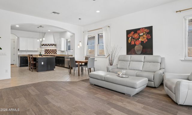 2341 W BRAMBLE BERRY Lane, Phoenix, AZ 85085