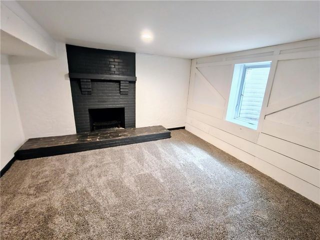 7108 N Broadway Street, Gladstone, MO 64118