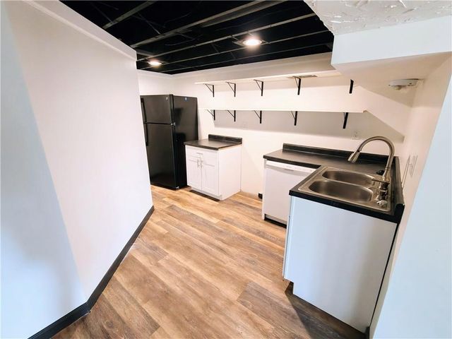 7108 N Broadway Street, Gladstone, MO 64118