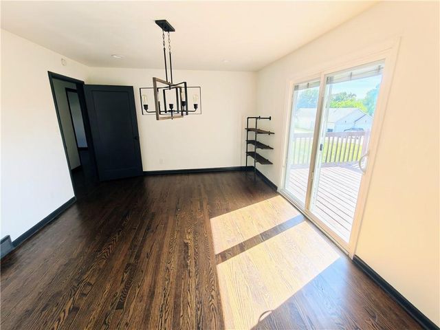 7108 N Broadway Street, Gladstone, MO 64118