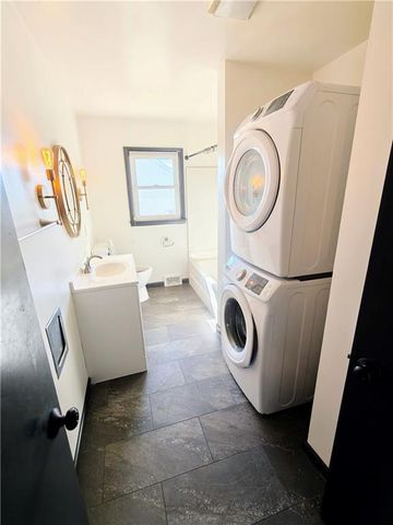 7108 N Broadway Street, Gladstone, MO 64118