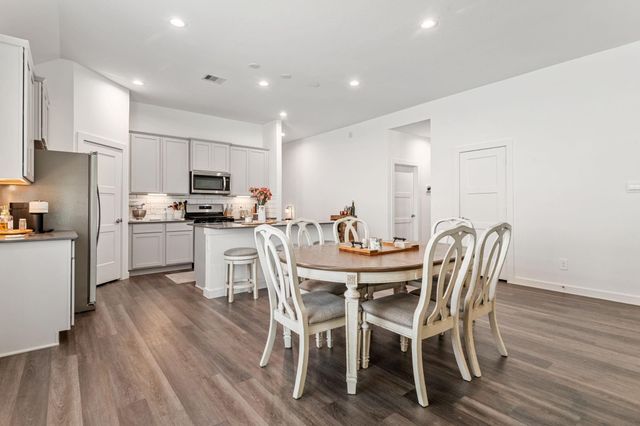 560 Newcomb Hollow Drive, Conroe, TX 77304