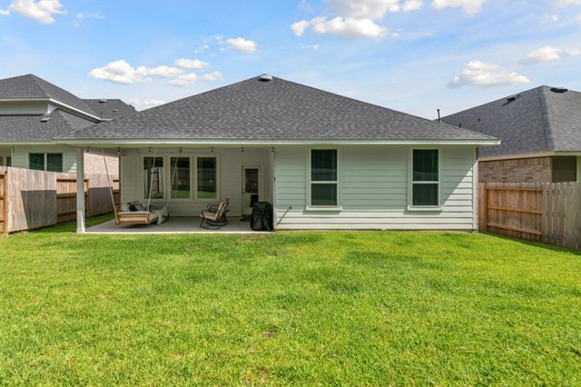 560 Newcomb Hollow Drive, Conroe, TX 77304