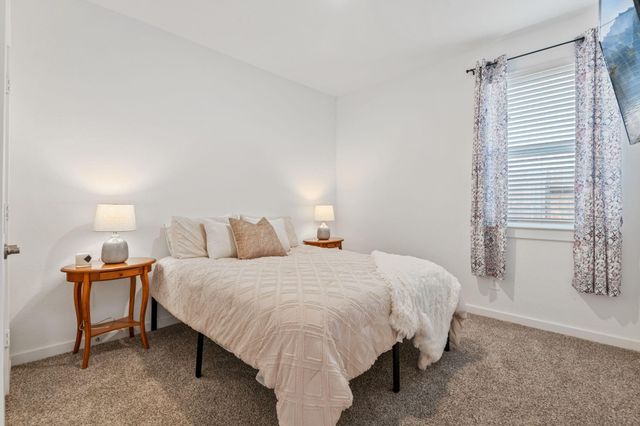 560 Newcomb Hollow Drive, Conroe, TX 77304