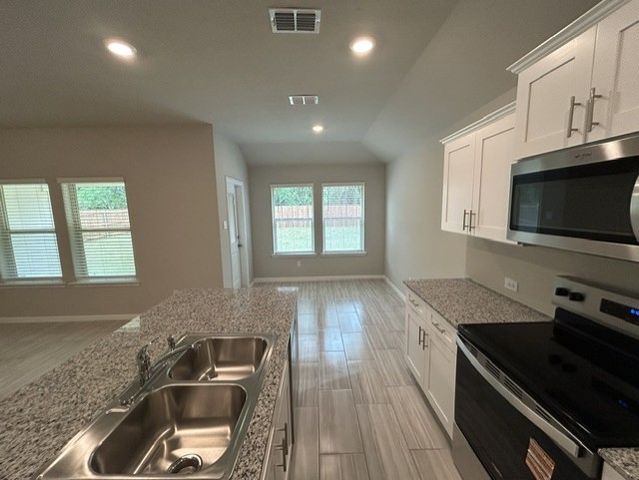 333 Lubbock Drive, Azle, TX 76020