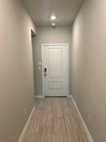 333 Lubbock Drive, Azle, TX 76020