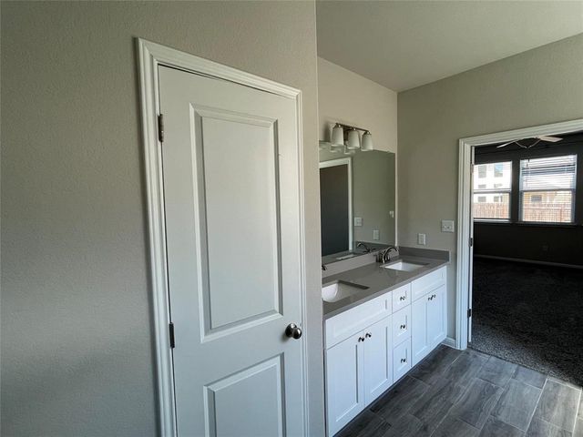 200 Evening Star LN, Georgetown, TX 78628