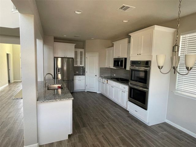 200 Evening Star LN, Georgetown, TX 78628
