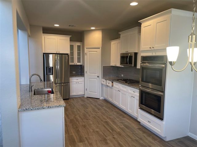 200 Evening Star LN, Georgetown, TX 78628