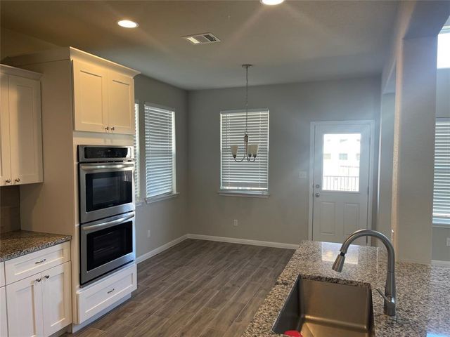 200 Evening Star LN, Georgetown, TX 78628