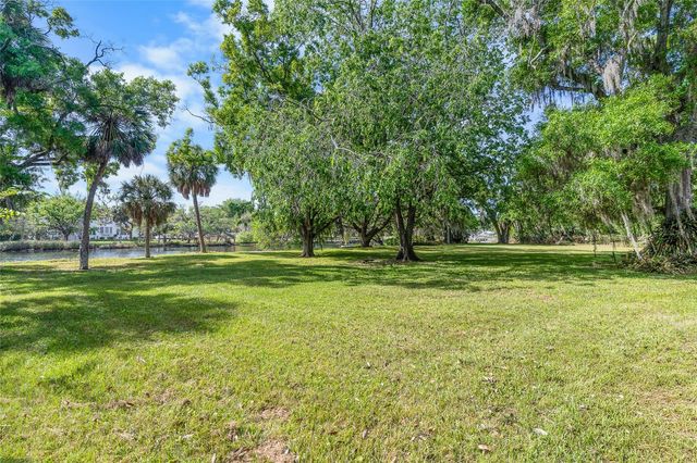 6605 N BOULEVARD, Tampa, FL 33604