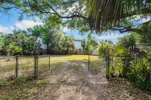 6605 N BOULEVARD, Tampa, FL 33604