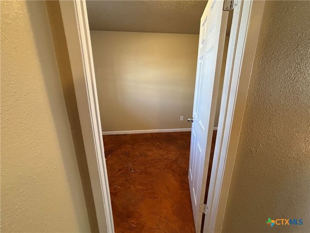 915 S 15th Street, Copperas Cove, TX 76522