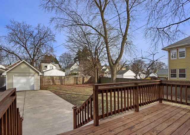 6609 24th AVENUE, Kenosha, WI 53143