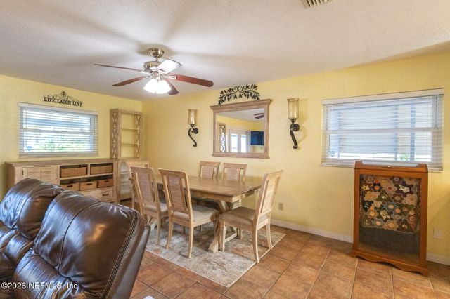 102 LAKE Avenue, Crescent City, FL 32112