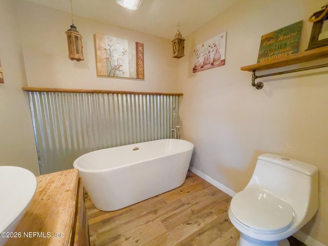 102 LAKE Avenue, Crescent City, FL 32112