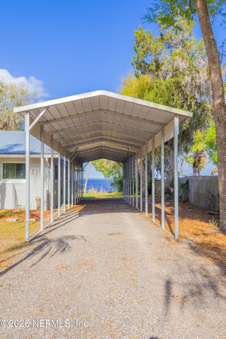 102 LAKE Avenue, Crescent City, FL 32112