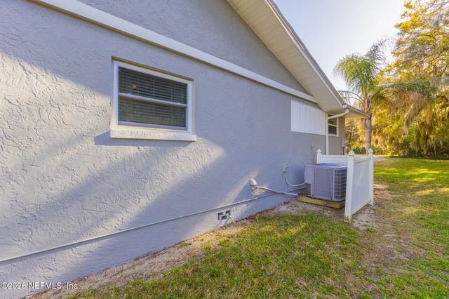 102 LAKE Avenue, Crescent City, FL 32112