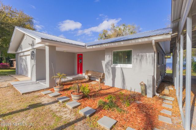 102 LAKE Avenue, Crescent City, FL 32112