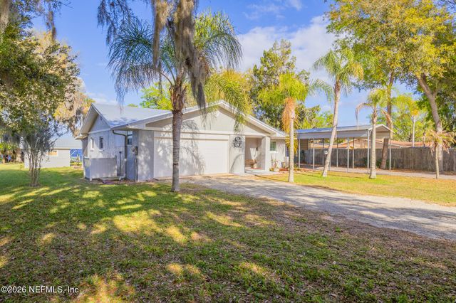 102 LAKE Avenue, Crescent City, FL 32112