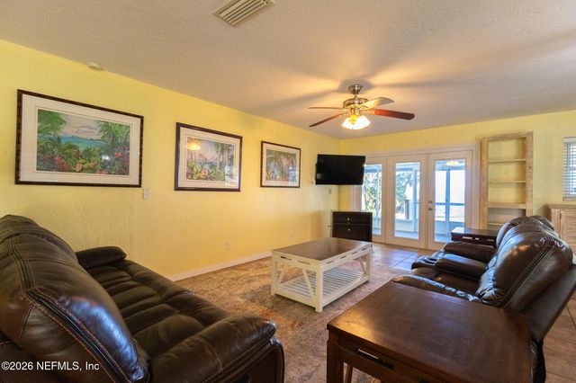 102 LAKE Avenue, Crescent City, FL 32112