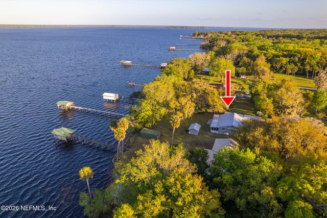 102 LAKE Avenue, Crescent City, FL 32112