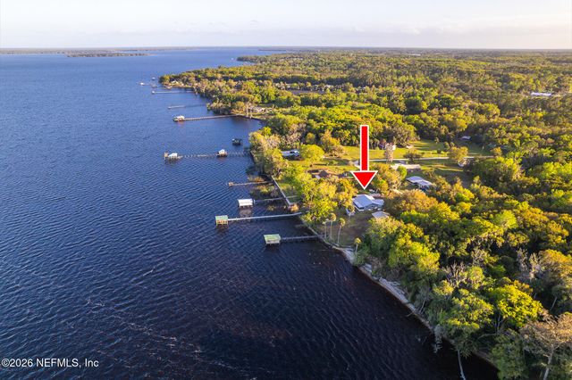 102 LAKE Avenue, Crescent City, FL 32112