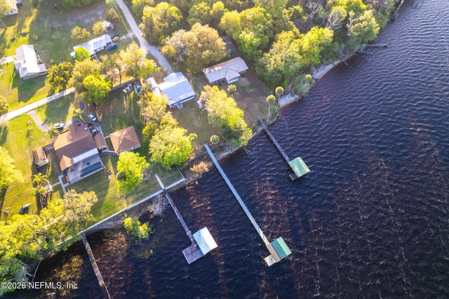 102 LAKE Avenue, Crescent City, FL 32112