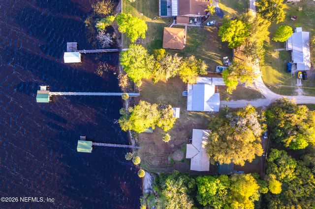 102 LAKE Avenue, Crescent City, FL 32112