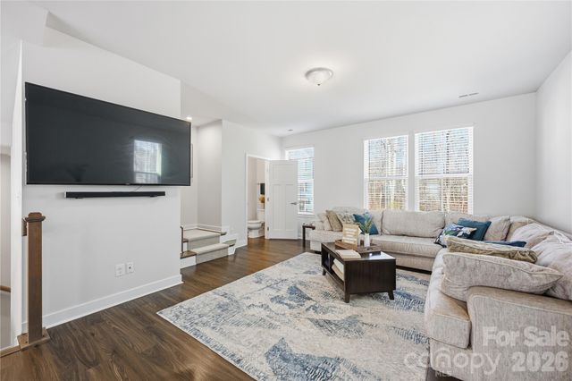 1172 Ashbury Street, Charlotte, NC 28216