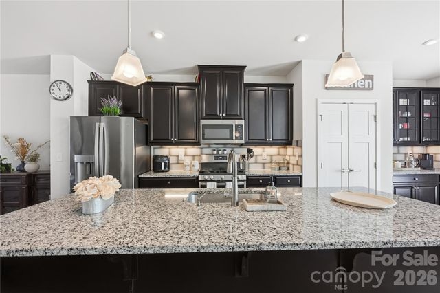 1172 Ashbury Street, Charlotte, NC 28216