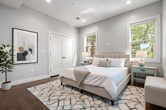 7 Langford Park 3, Boston, MA 02119