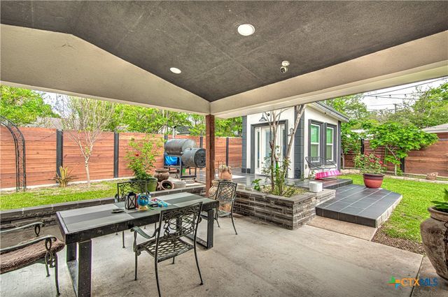 10 W Zenith Avenue, Temple, TX 76501