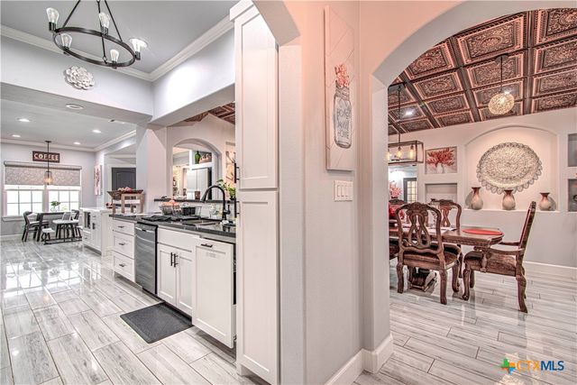 10 W Zenith Avenue, Temple, TX 76501