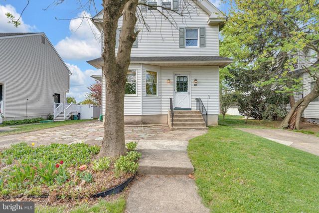 162 EDGEWOOD AVE, Audubon, NJ 08106