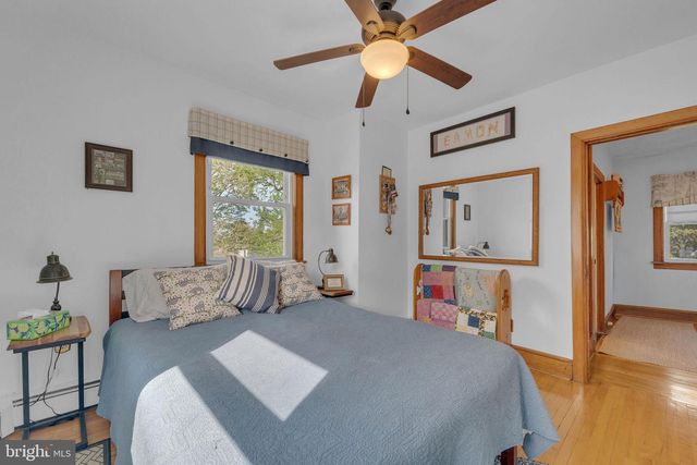 162 EDGEWOOD AVE, Audubon, NJ 08106