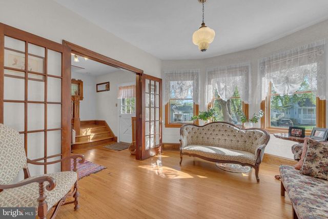 162 EDGEWOOD AVE, Audubon, NJ 08106