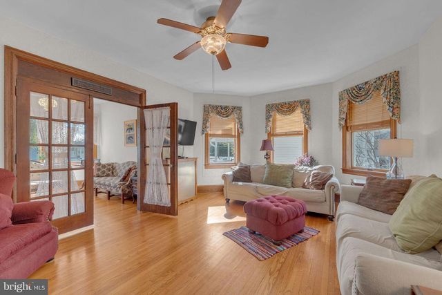 162 EDGEWOOD AVE, Audubon, NJ 08106