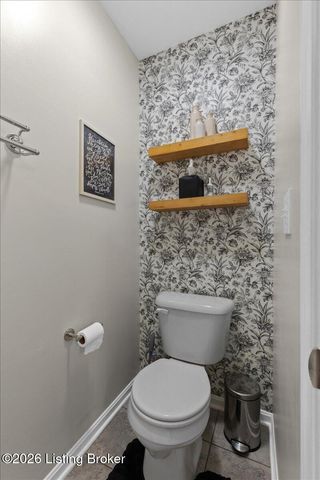 4008 Cobblestone Ln, La Grange, KY 40031