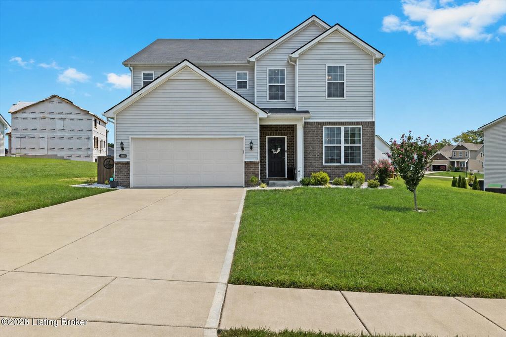 4008 Cobblestone Ln, La Grange, KY 40031