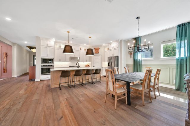 325 Bromley Square Drive, Montgomery, TX 77316