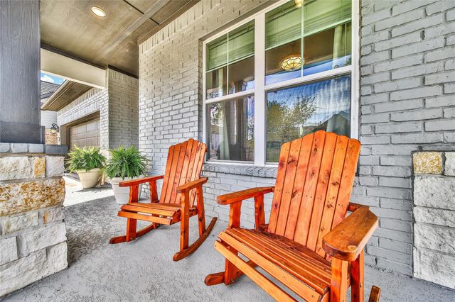 325 Bromley Square Drive, Montgomery, TX 77316