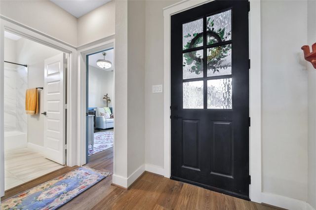 325 Bromley Square Drive, Montgomery, TX 77316