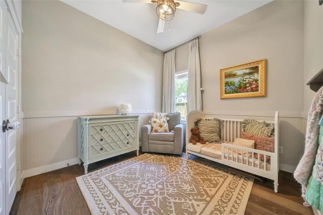 325 Bromley Square Drive, Montgomery, TX 77316